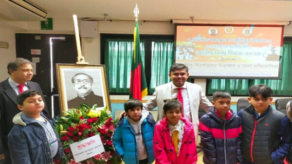 উৎসবমুখর পরিবেশে মিলান কনস্যুলেটে বঙ্গবন্ধুর জন্মবার্ষিকী উদযাপিত
