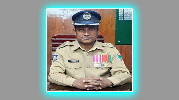 ঝিকরগাছায় মাদক নির্মূলে ও অন্যায়ের বিরুদ্ধে আপনাদের পাশে আছি : ওসি কামাল ভূঁইয়া