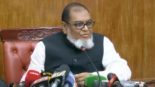ঈদের ছুটি একদিন বাড়ানোর সুপারিশ