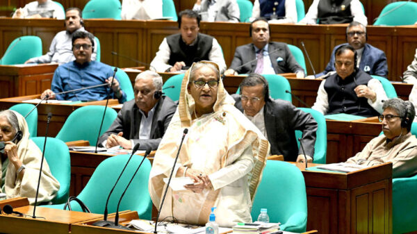 বিদেশিদের কাছে নালিশ করে কোনো লাভ হবে না