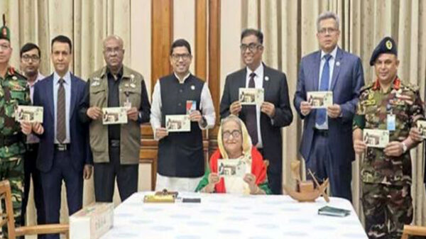 ৭ মার্চ উপলক্ষে স্মারক ডাকটিকিট অবমুক্ত করলেন প্রধানমন্ত্রী