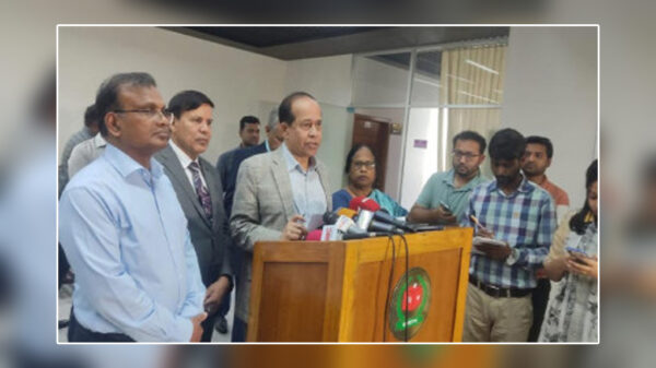 ময়মনসিংহ-কুমিল্লার ভোট শান্তিপূর্ণ হয়েছে: সিইসি