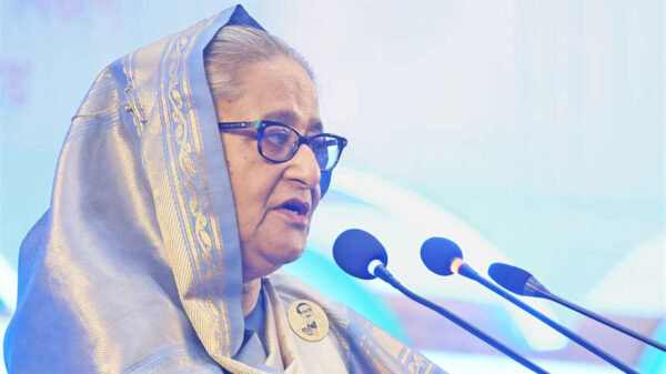 খাদ্য মজুত ও জাল টাকার বিরুদ্ধে অভিযান জোরদার করুন