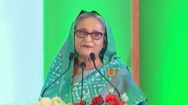খালেদা জিয়া ডাল-ভাত খাওয়াতেও ব্যর্থ হয়েছিলেন : শেখ হাসিনা