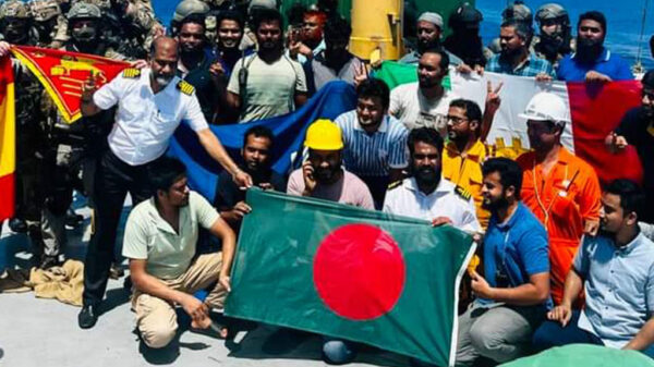 এমভি আবদুল্লাহ: ২১ নাবিক দেশে ফিরবেন জাহাজে, বাকি দুজন বিমানে