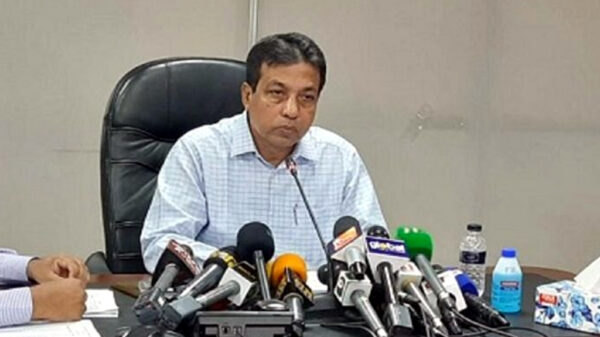 আনফিট গাড়ি সড়কে নামালে কঠোর ব্যবস্থা: বিআরটিএ চেয়ারম্যান